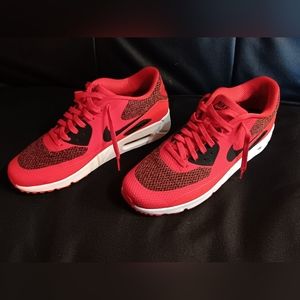 Air Max 90 Ultra 2.0 Essentials 10.5